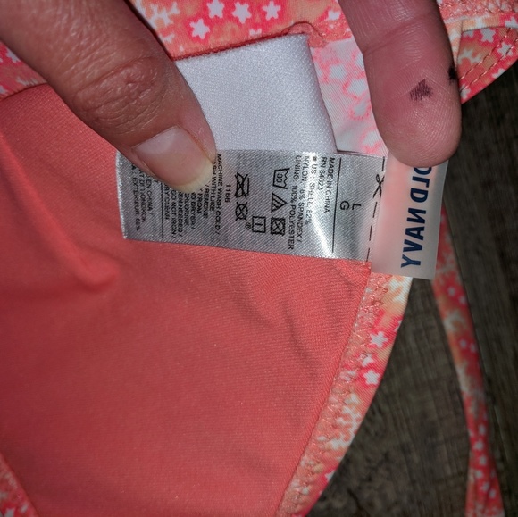 Old Navy Bikini Top!👙 - Picture 3 of 5